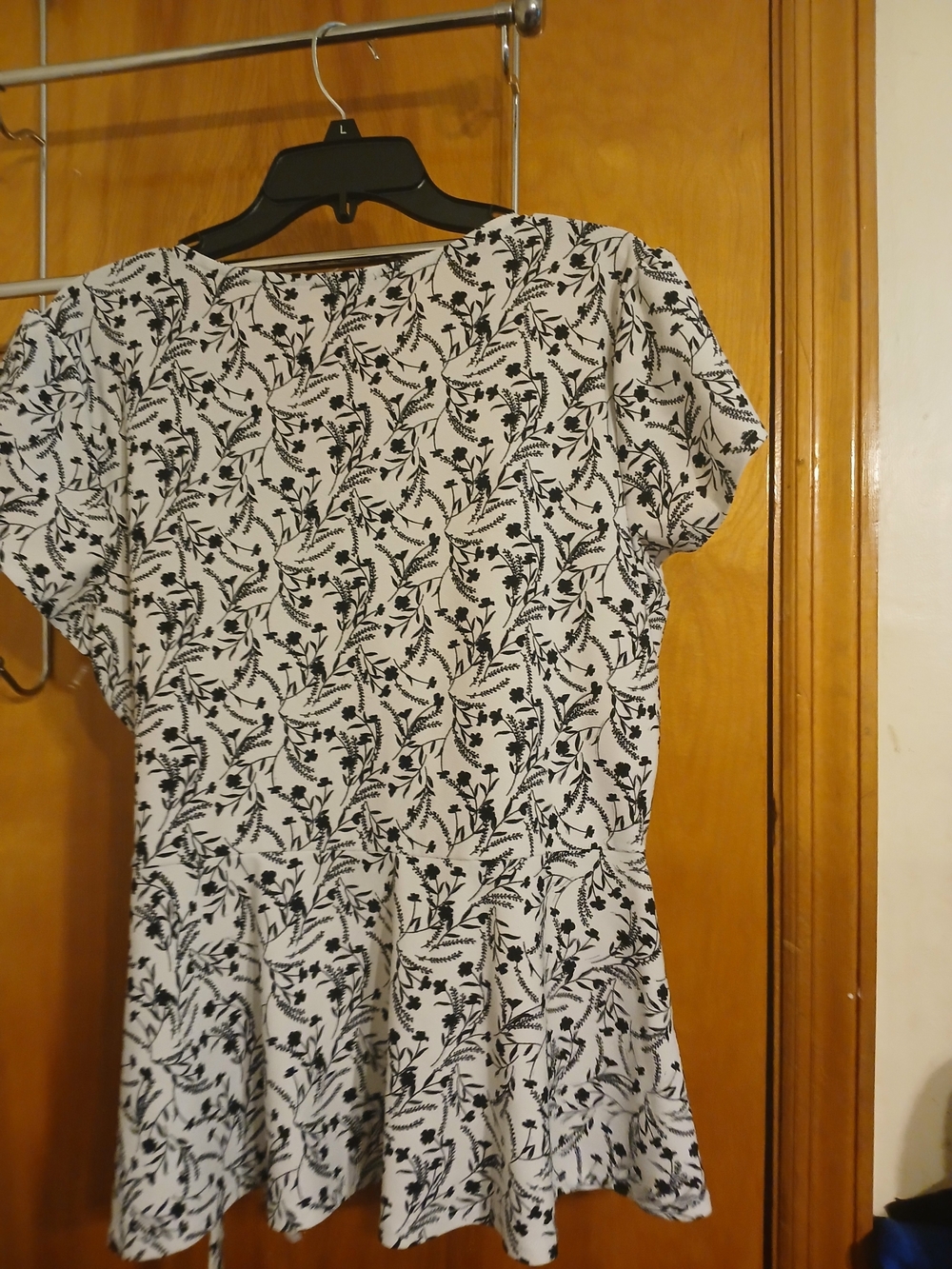 AUW Black & White Floral Wrap Top - Picture 2 of 5